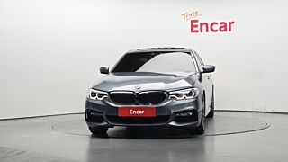 BMW 5-SERIES G30 2017