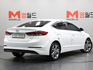 HYUNDAI AVANTE AD 2017