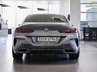 BMW 8-SERIES G15 2022