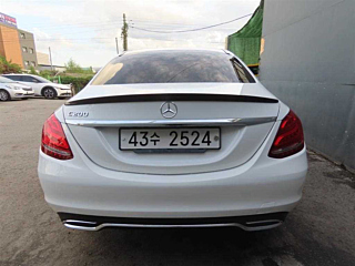 MERCEDES BENZ C-CLASS W205 2017