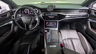 AUDI A7 4K 2020