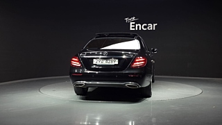 MERCEDES BENZ E-CLASS W213 2019