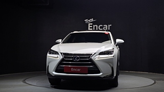 LEXUS NX300H 2016