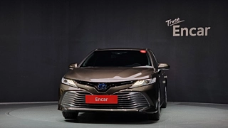 TOYOTA CAMRY XV70 2020