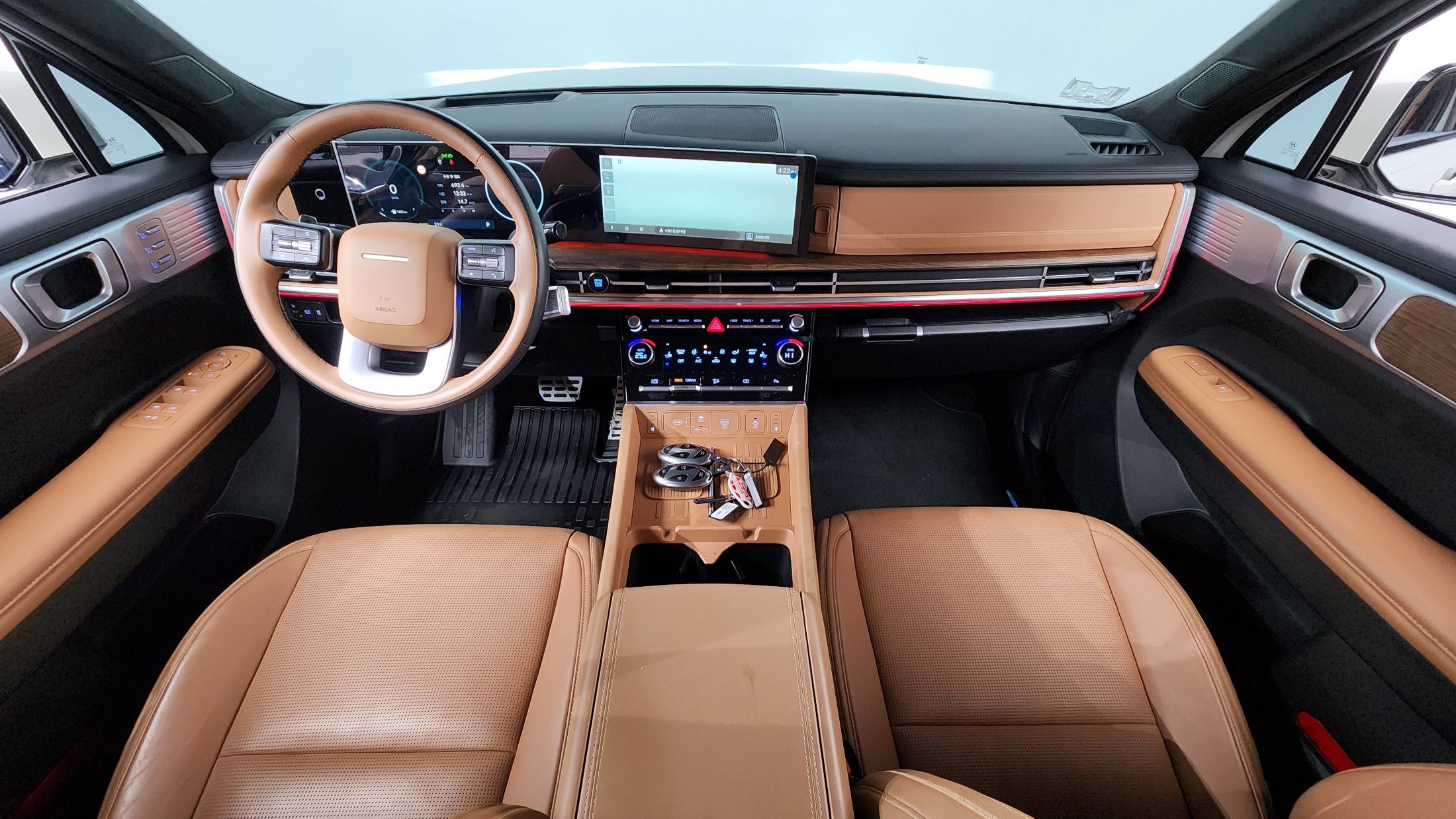 HYUNDAI SANTAFE MX5 2023