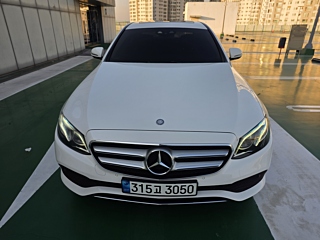 MERCEDES BENZ E-CLASS W213 2016