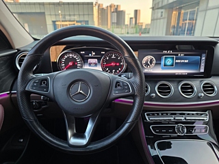 MERCEDES BENZ E-CLASS W213 2016