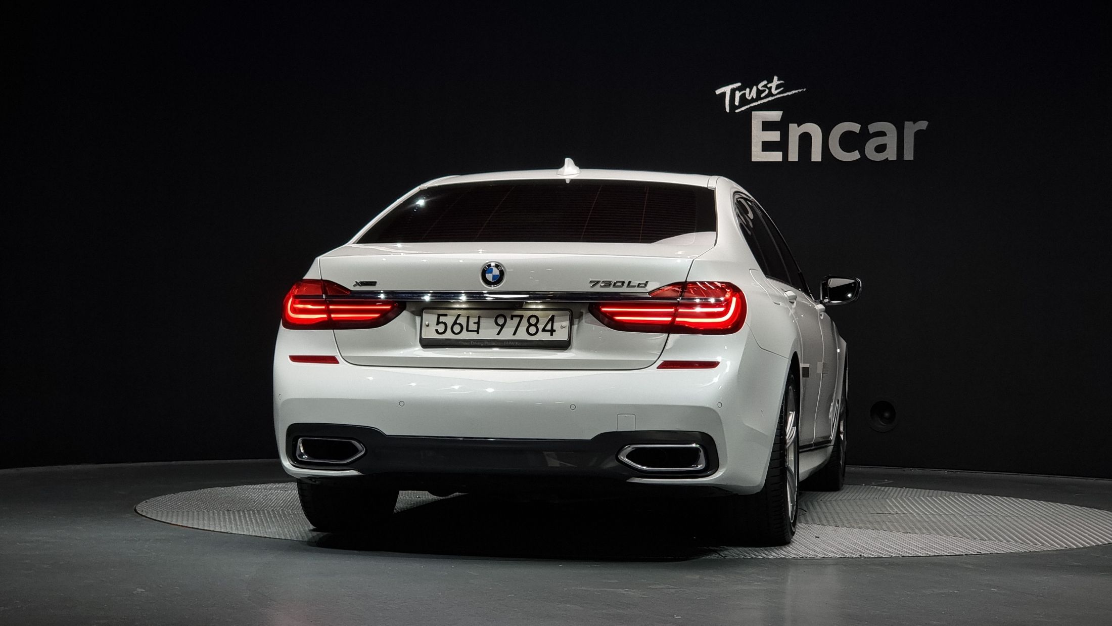 BMW 7-SERIES G11 2017