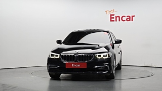 BMW 5-SERIES G30 2019