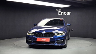 BMW 5-SERIES G30 2017