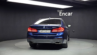 BMW 5-SERIES G30 2017