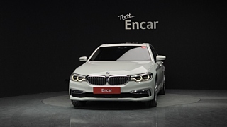 BMW 5-SERIES G30 2019