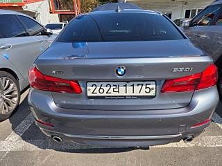 BMW 5-SERIES G30 2019