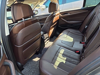 BMW 5-SERIES G30 2019