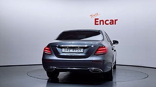 MERCEDES BENZ E-CLASS W213 2018