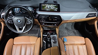 BMW 5-SERIES G30 2017