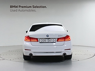 BMW 5-SERIES G30 2018