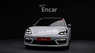 PORSCHE PANAMERA 971 2019