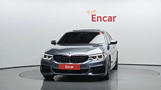 BMW 5-SERIES G30 2019