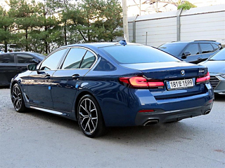BMW 5-SERIES G30 2020