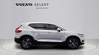 VOLVO XC40 2020