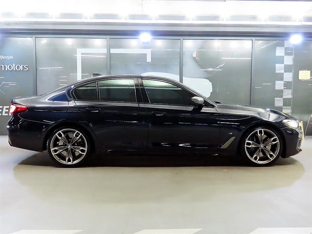 BMW 5-SERIES G30 2020