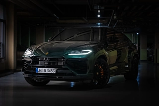 Заказать LAMBORGHINI URUS