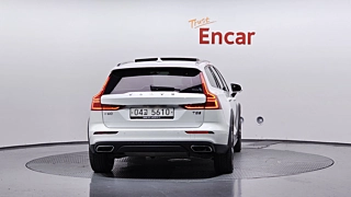 VOLVO V60 CROSS COUNTRY 2019