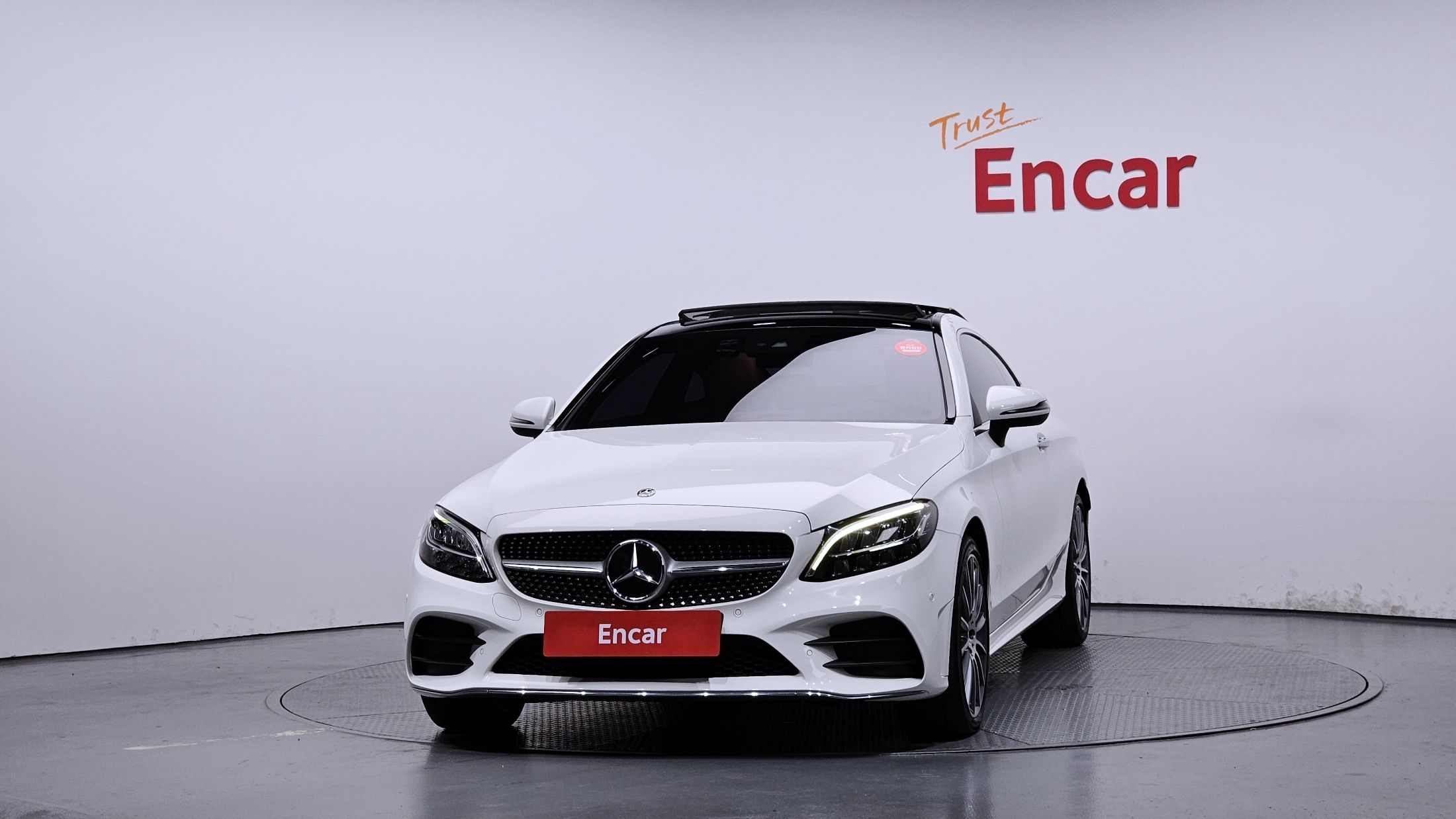 MERCEDES BENZ C-CLASS W205 2019