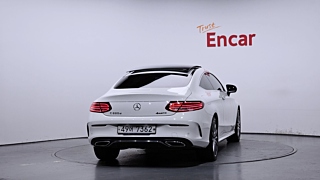 MERCEDES BENZ C-CLASS W205 2019