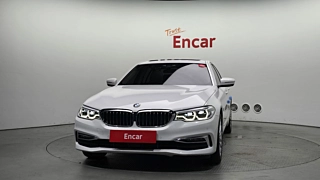 BMW 5-SERIES G30 2019