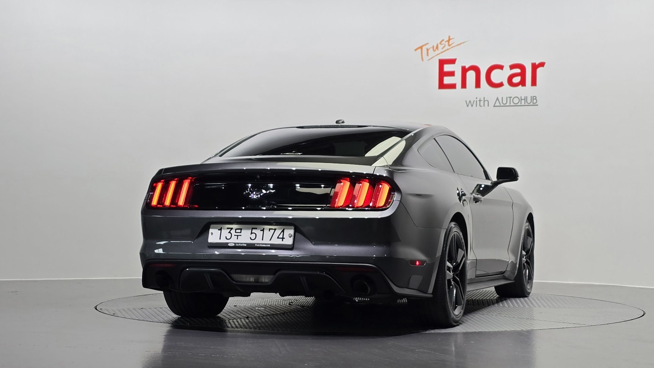FORD MUSTANG 2017