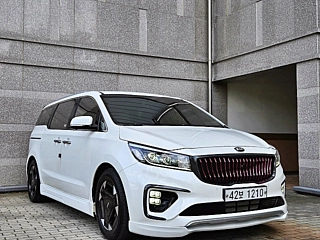 KIA CARNIVAL 2017