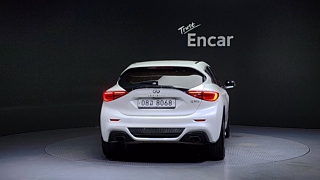 INFINITI Q30 2017