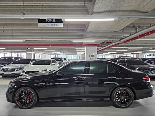 MERCEDES BENZ E-CLASS W213 2023