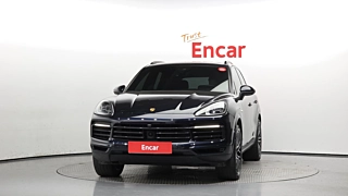 PORSCHE CAYENNE PO536 2022