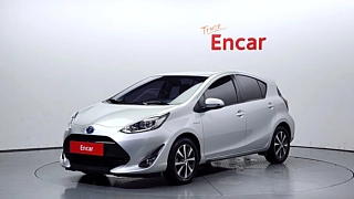 TOYOTA PRIUS C  1.5 2018