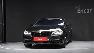 BMW 7-SERIES G11 2016
