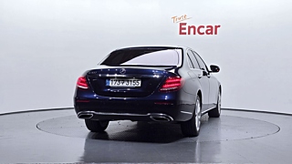 MERCEDES BENZ E-CLASS W213 2020