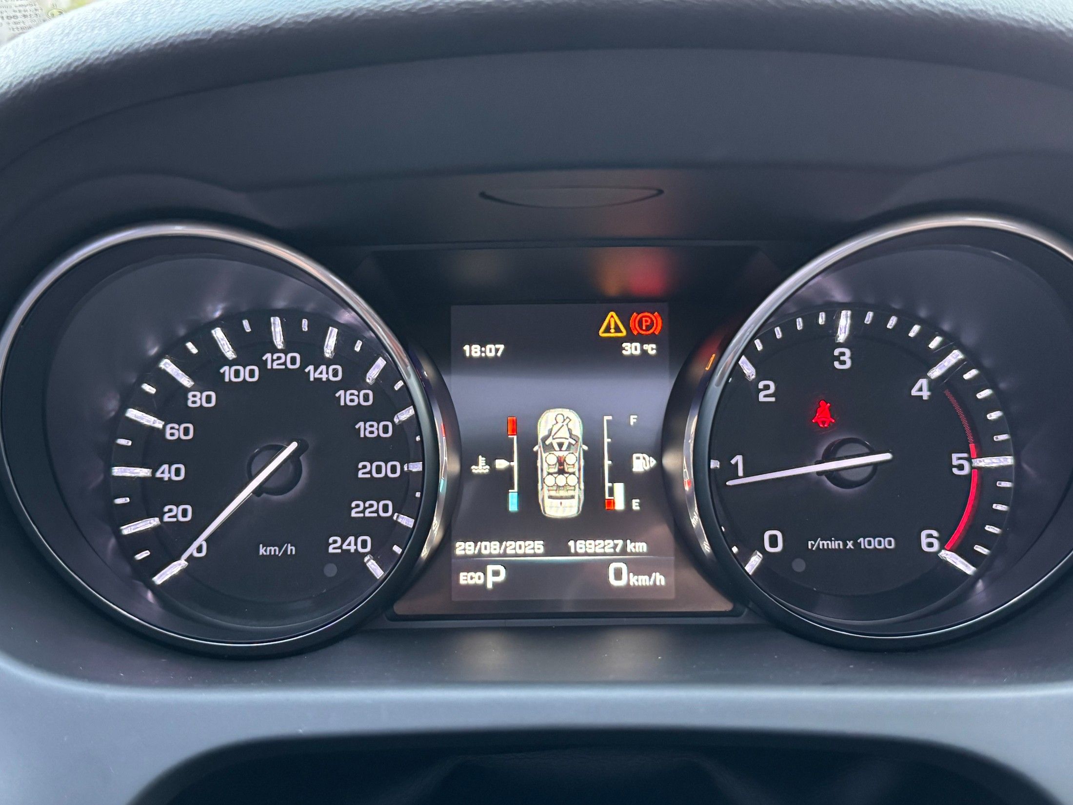 LAND ROVER DISCOVERY SPORT 2015