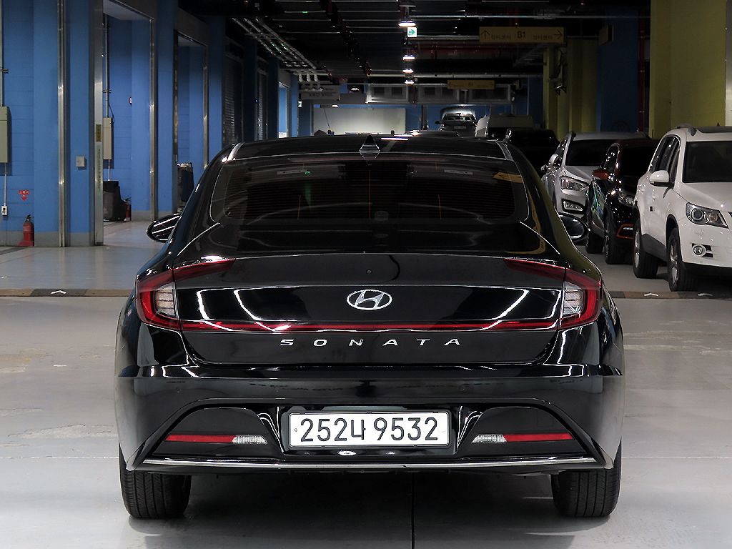 HYUNDAI SONATA DN8 2021