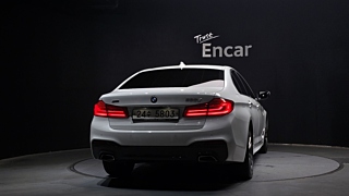 BMW 5-SERIES G30 2018