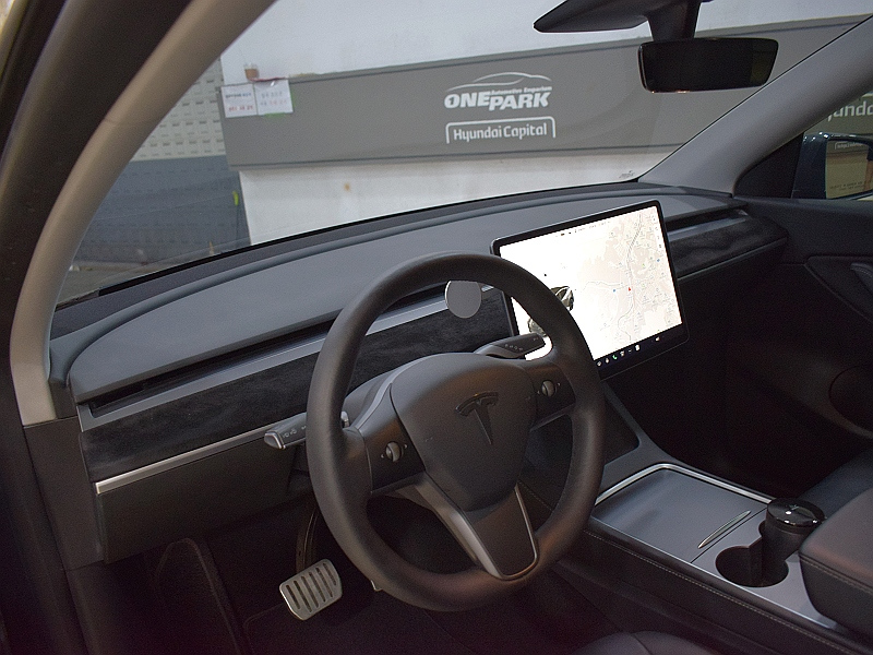 TESLA MODEL Y 2021