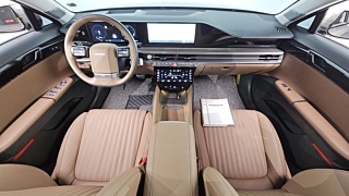 HYUNDAI GRANDEUR HYBRID GN7 2025