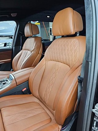 BMW X7 G07 2024