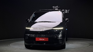 HYUNDAI STARIA 2023