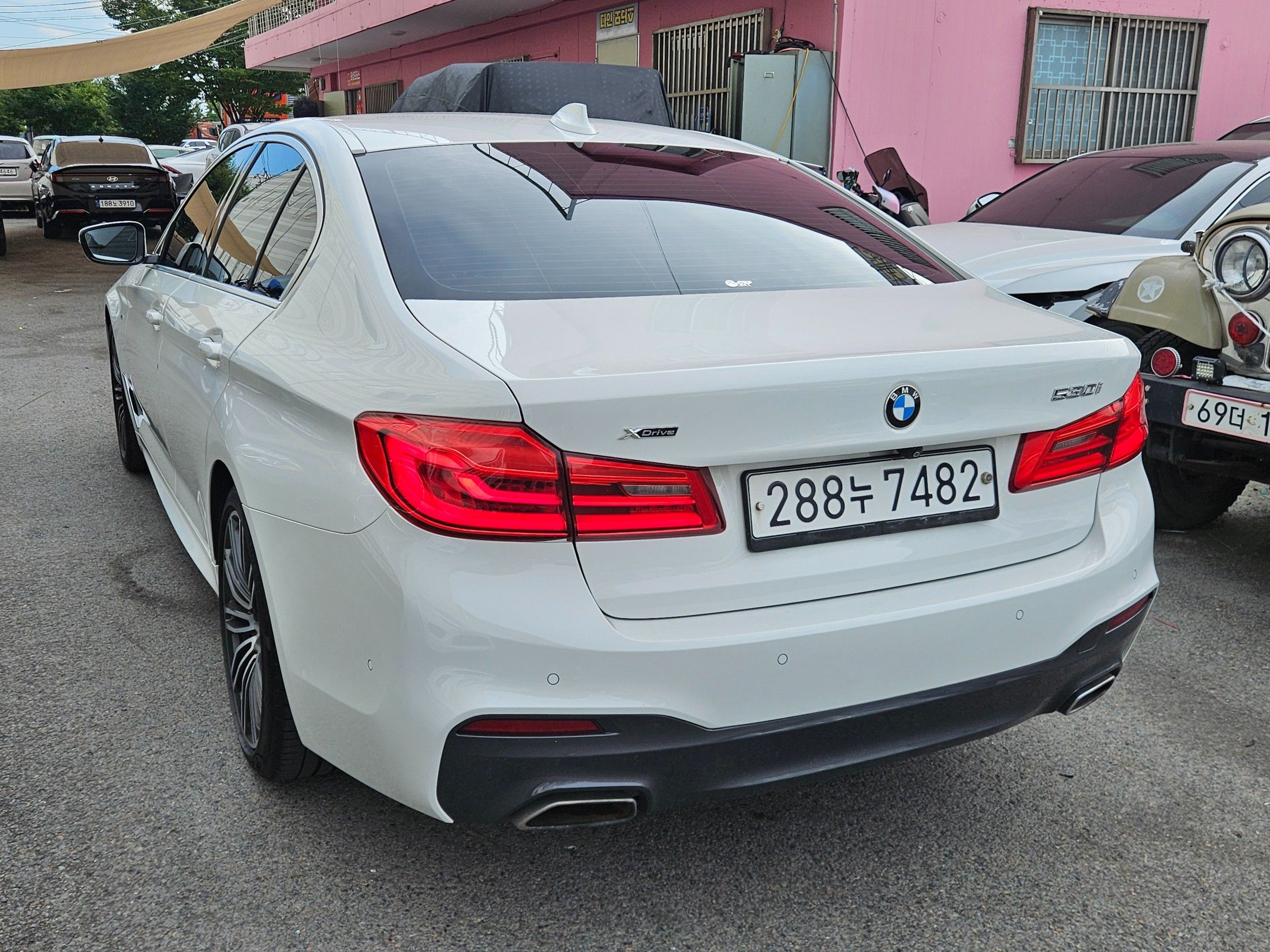BMW 5-SERIES G30 2019