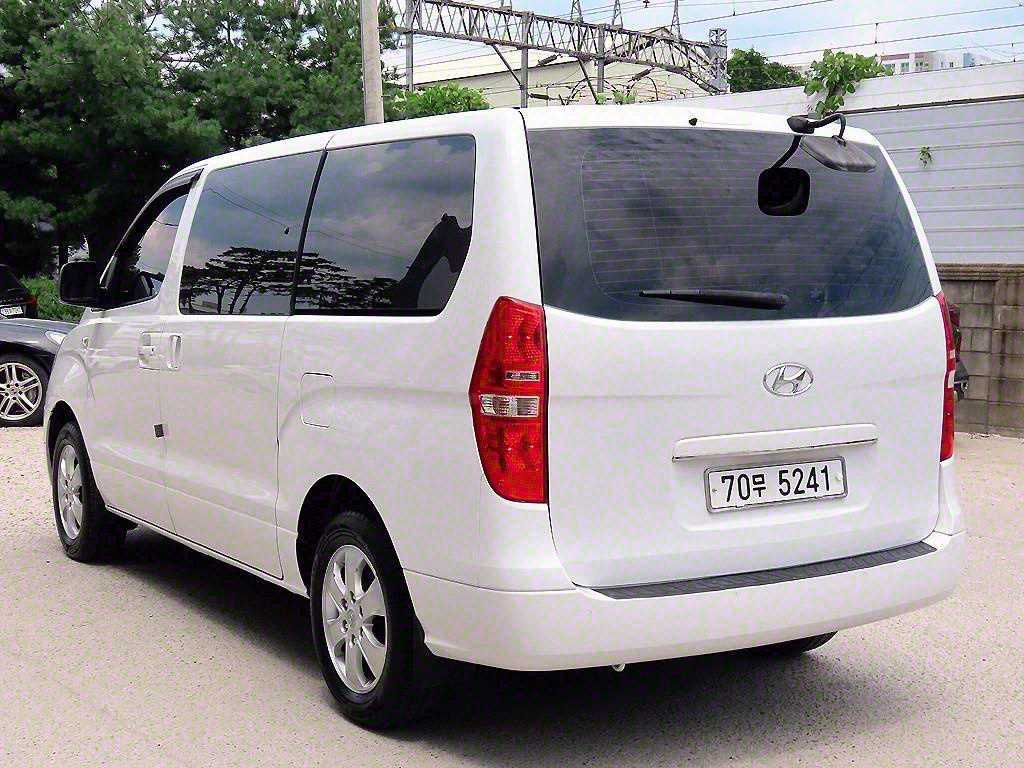HYUNDAI STAREX GRAND 2017