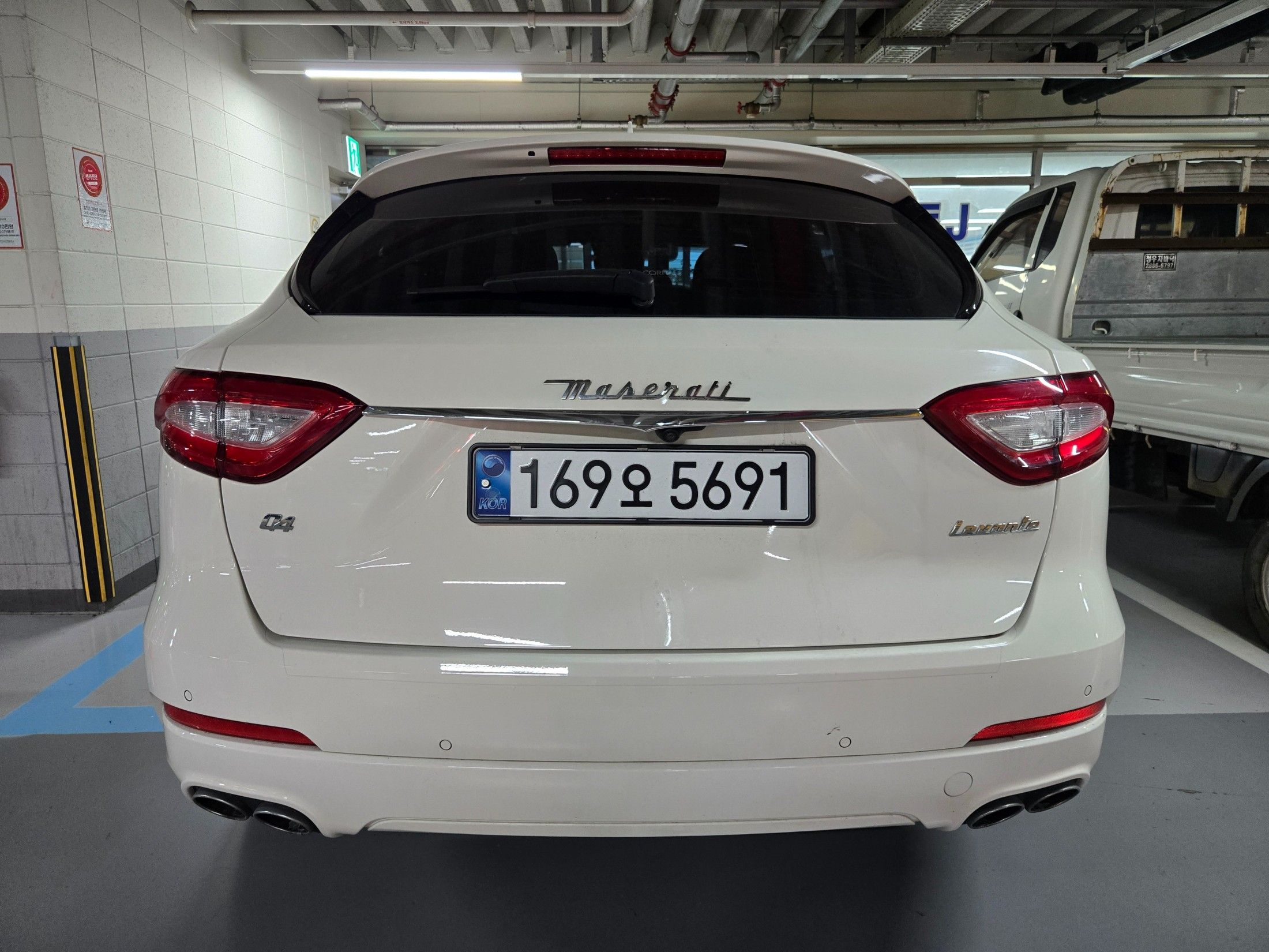 MASERATI LEVANTE 2020