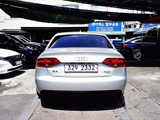 AUDI A4 2010
